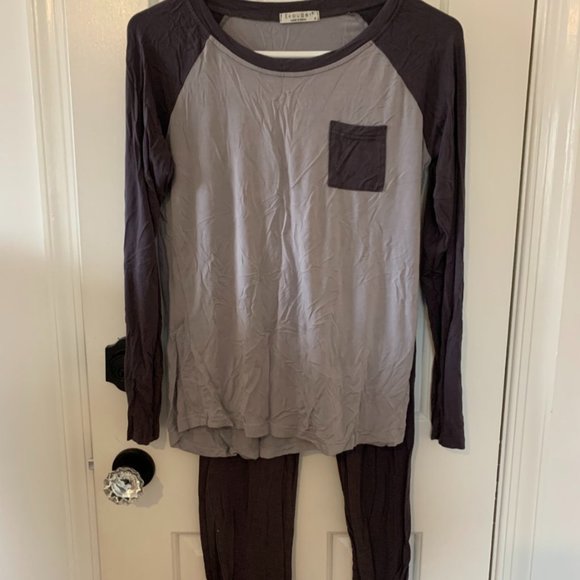 ekouaer Other - Comfy soft thin Grey pajama set